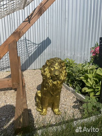 Фигура «Лев золотой»