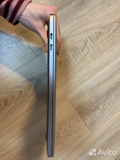 Apple MacBook Pro 2016 Touch bar