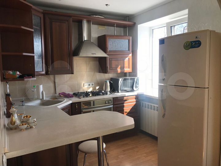 2-к. квартира, 52 м², 2/5 эт.