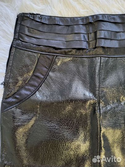 Лакированная юбка