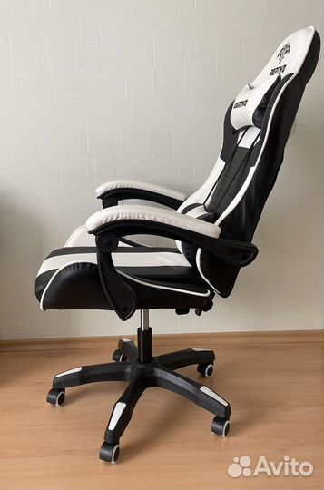 Кресло компьютерное игровое