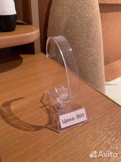 Подставка для часов, крючки