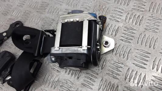 Ремень безопасности с пиропатроном сиденья передне