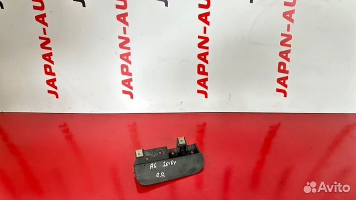 Брызговик задний правый Audi A6 C6 2.8 ccea 2010