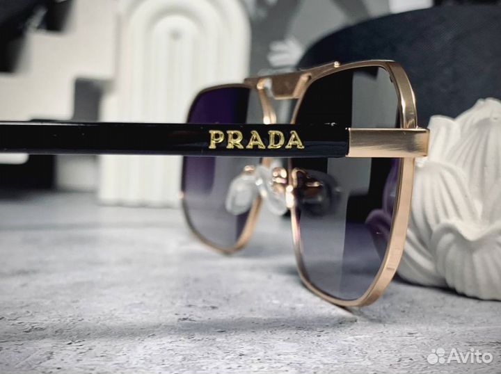 Очки Prada aviator золотые