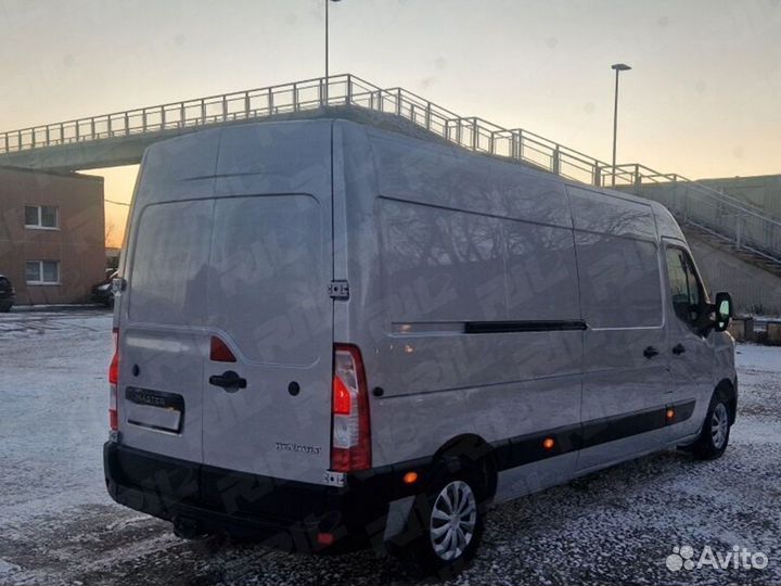 Renault Master цельнометаллический, 2024