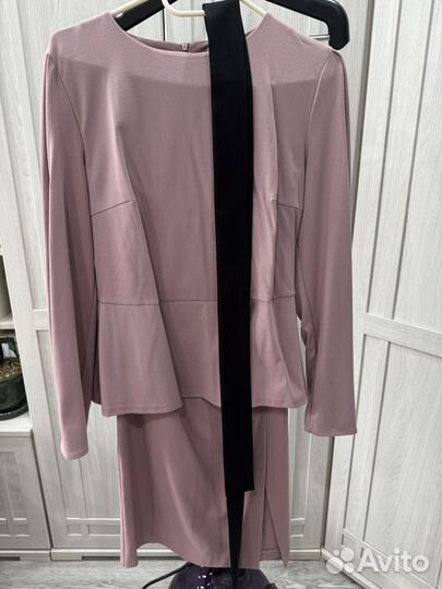 Костюм женский