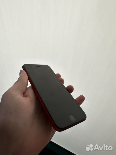 iPhone 8, 64 ГБ