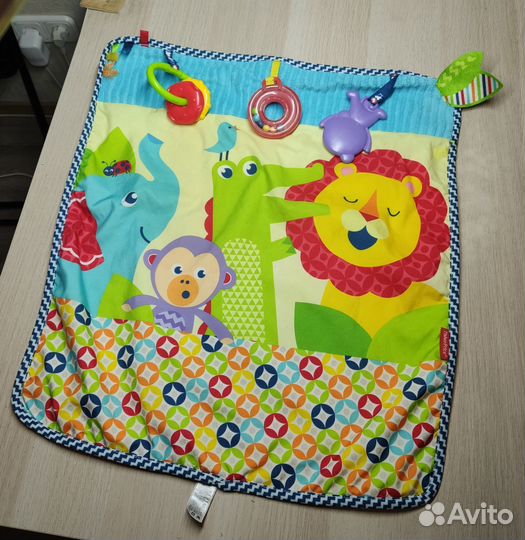 Детские вещи (ванна, весы, дуги, мобиль и тд)