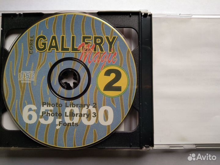 Ретро компакт-диски с клипартами corel Gallery 2CD