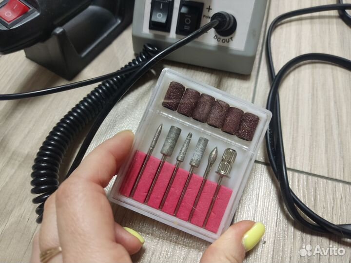 Машинка для аппаратного маникюра