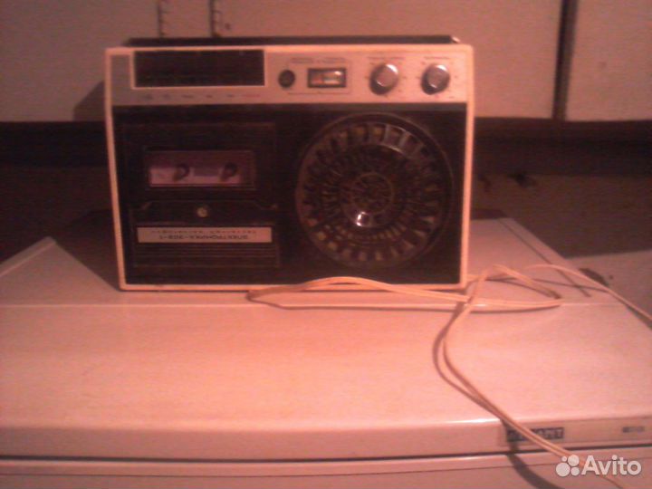 Советский кассетный магнитофон электроника 302 - 1