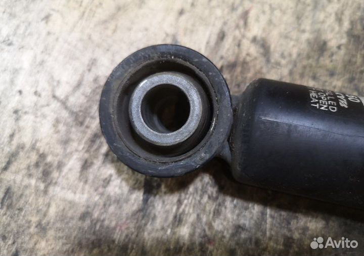 Стойка задняя левая lexus ls460