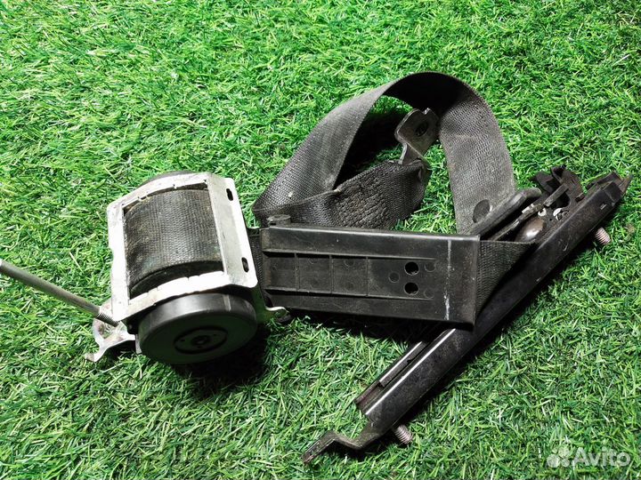 Ремень безопасности передний правый Opel Meriva A