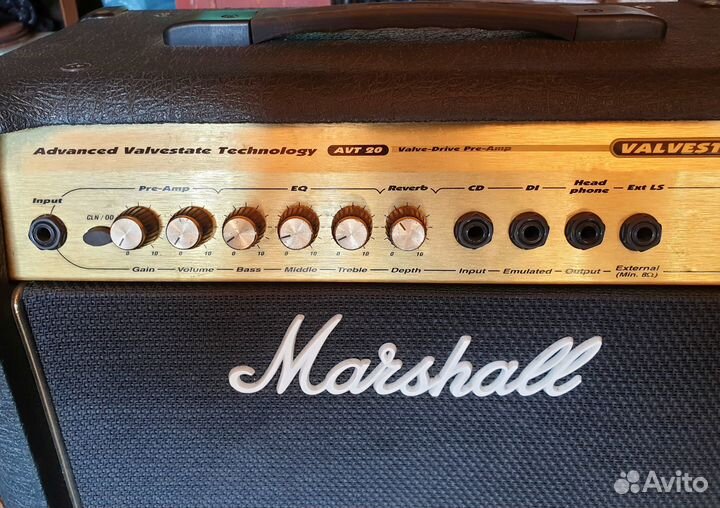 Гитарный комбоусилитель Marshall valvestate 2000