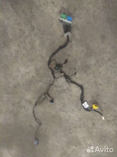 Проводка двери передней левой Пежо 308