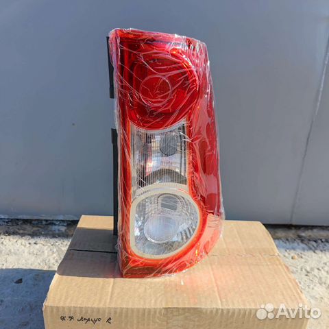 Фонарь задний правый LADA Largus