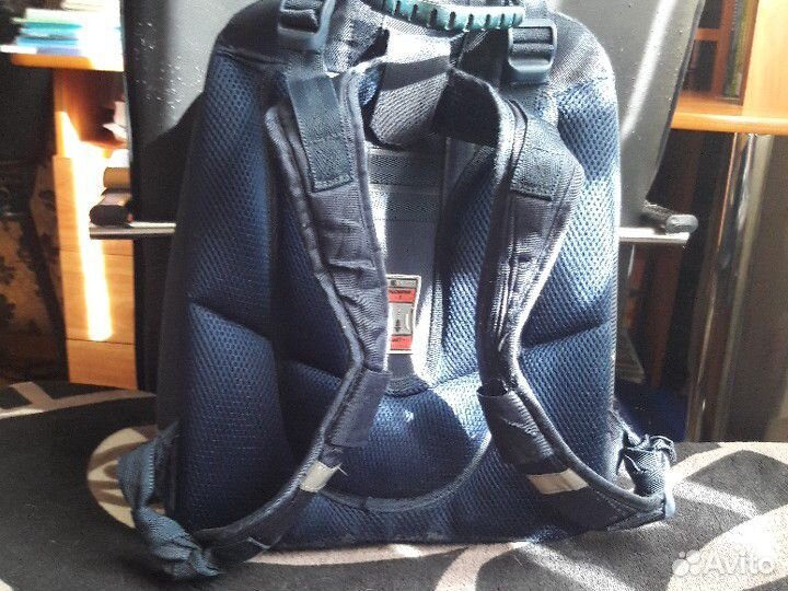 Рюкзак школьный