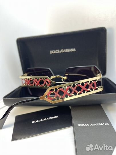 Солнцезащитные очки женские