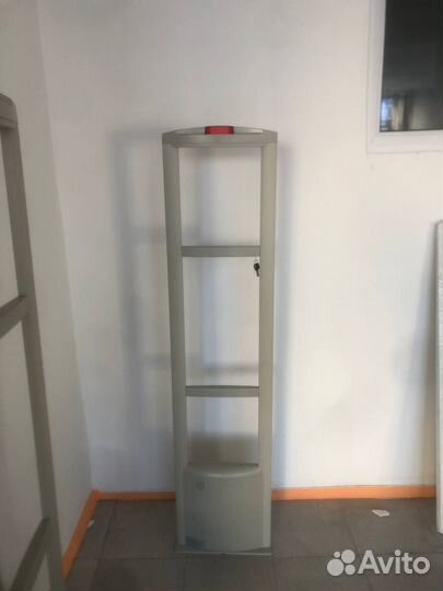 Противокражная радиочастотная система