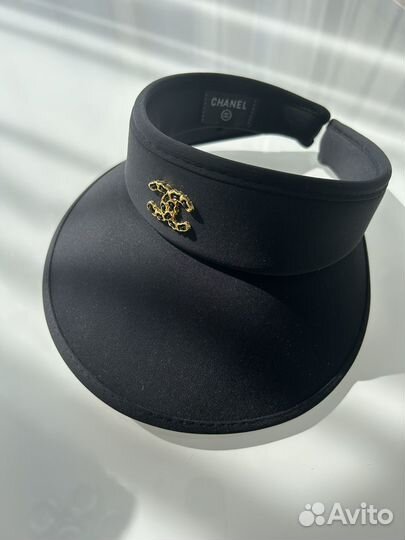 Головные уборы женские летние