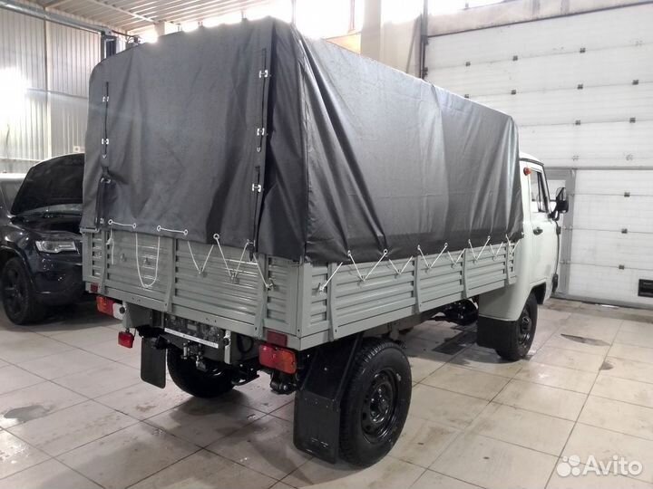 УАЗ 3303 бортовой, 2025