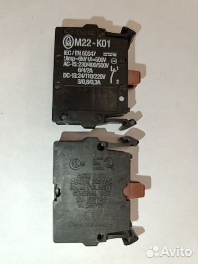 Переключающий контактный элемент eaton M22-K01