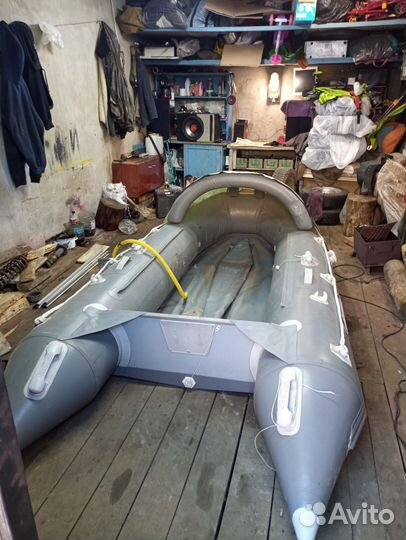 Лодка gladiator