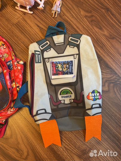 Рюкзаки детские и игрушки бу