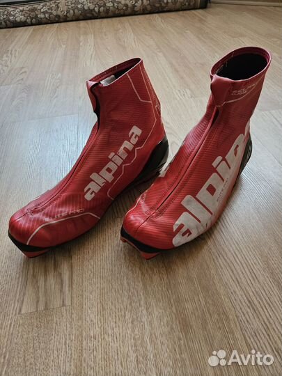 Лыжные ботинки alpina