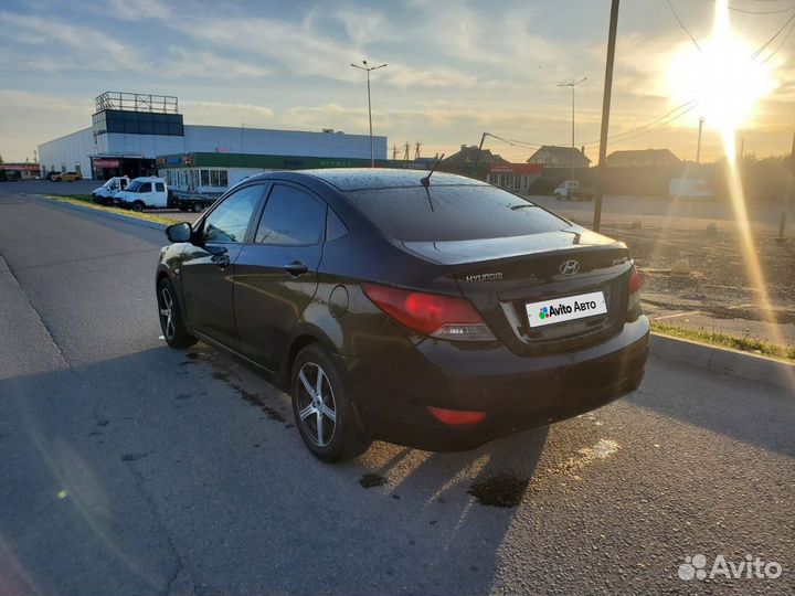 Hyundai Solaris 1.6 AT, 2014, 180 000 км