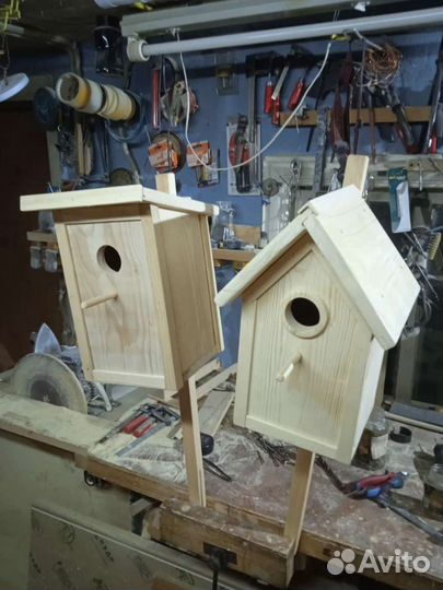 Скворечник, кормушка для птиц