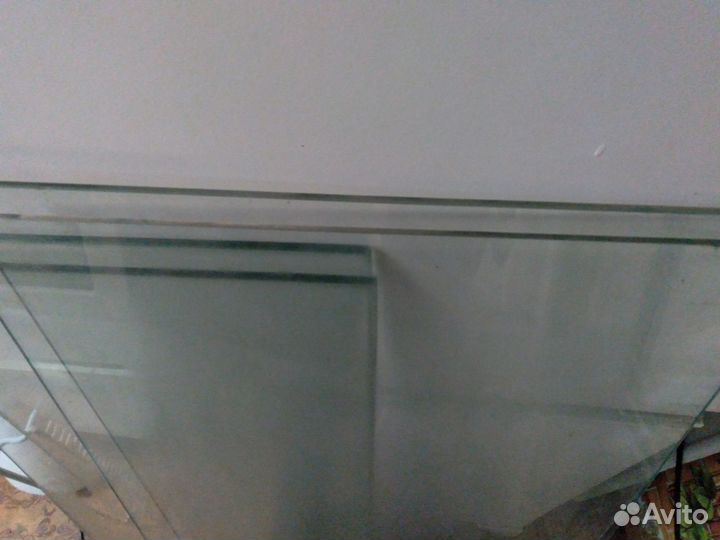 Стеклянные полки