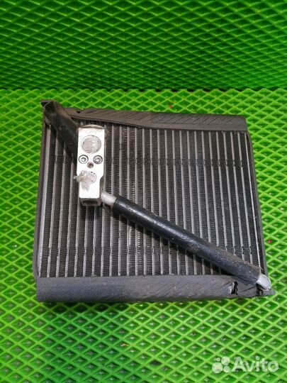 Радиатор кондиционера салонный Mitsubishi Lancer