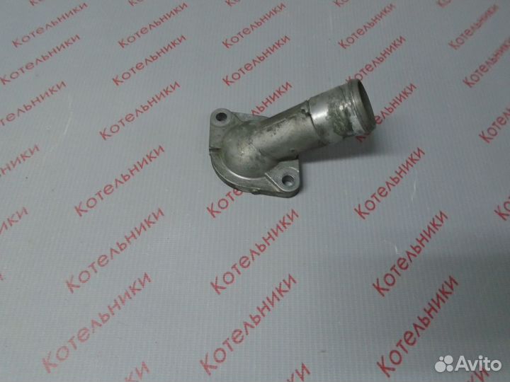 Nissan 13049-6N200 Крышка термостата