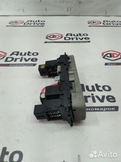 Блок управления светом Kia Cerato 1 G4FC 2007