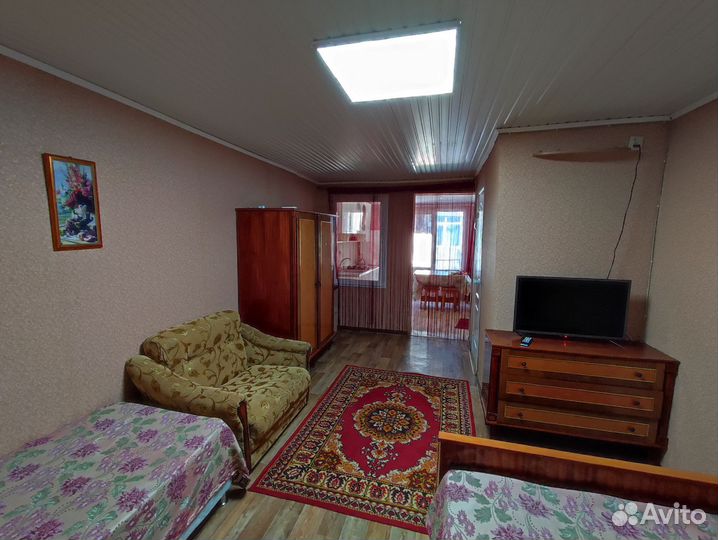 Кровать двухспальная 140 б/у без матраса