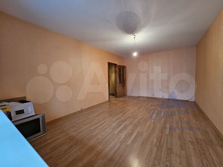 2-к. квартира, 73 м², 5/5 эт.