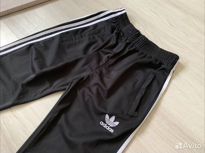 Спортивные штаны adidas мужские