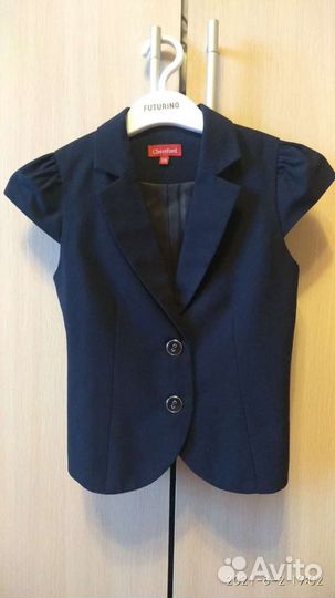 Жилет для девочки школьный