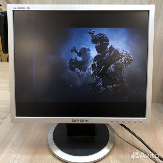 ЖК монитор 17