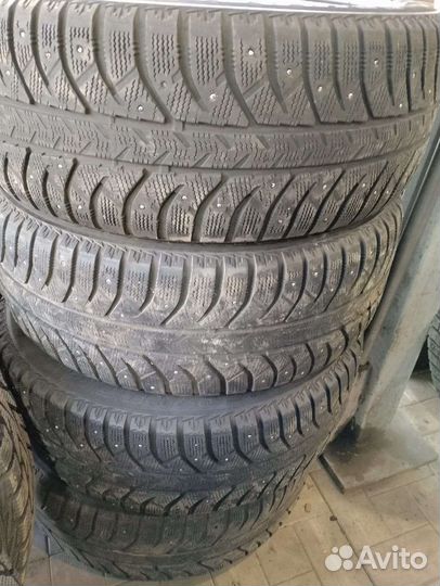 Bridgestone Ice Cruiser 7000 235/55 R18