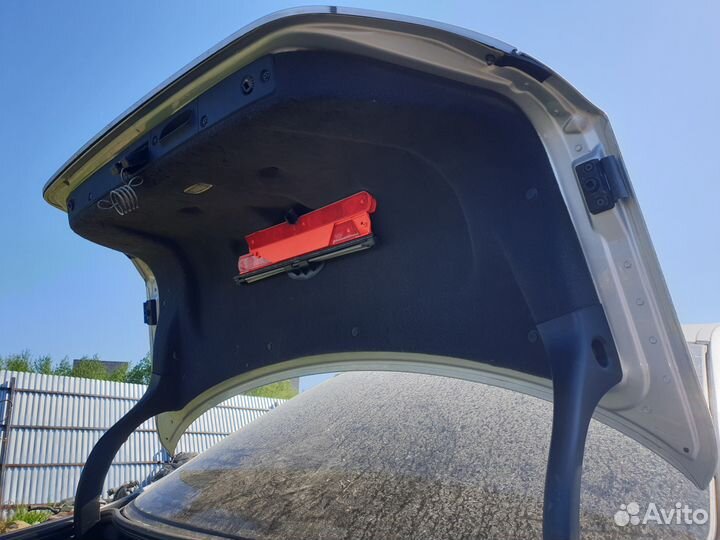 Крышка багажника mercedes e w211 211 серебристая