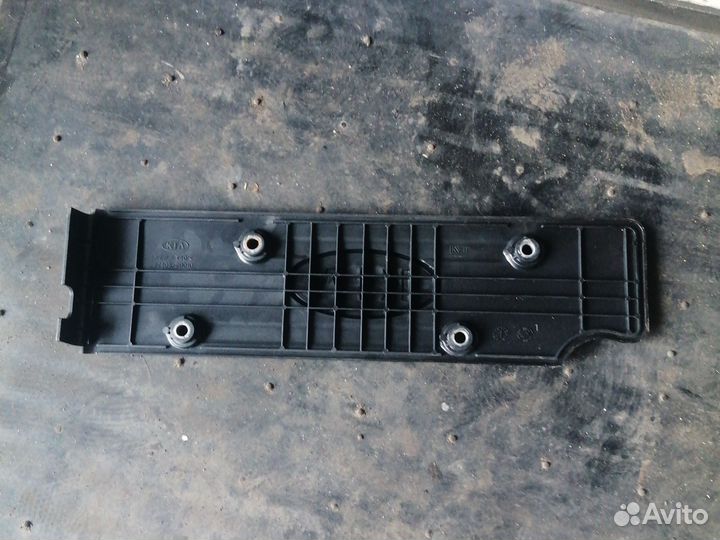 Крышка катушек зажигания Kia Ceed ED, G4FC