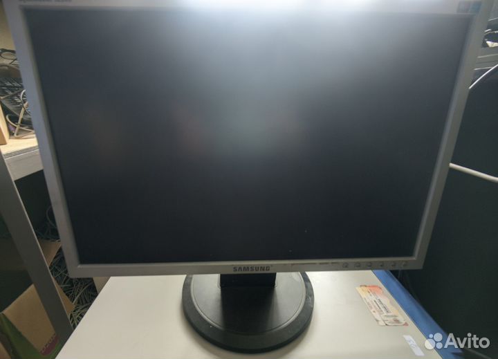 19'' Монитор Benq FP91G+ и Samsung 923NW
