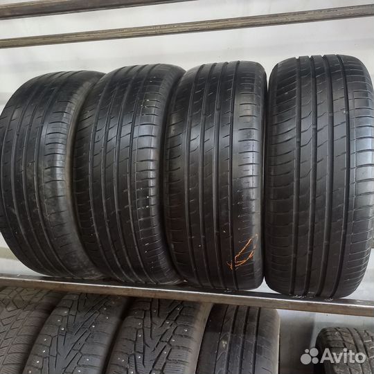 Nexen N'Fera SU1 215/55 R17 94V