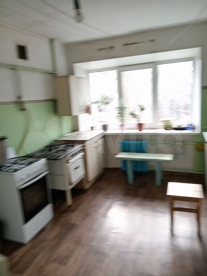 Комната 12 м² в 5-к., 3/5 эт.