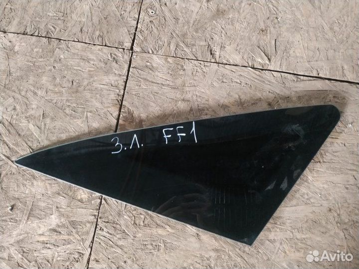 Стекло кузовное глухое заднее левое Ford Focus 1