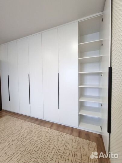 Стенка в гостиную