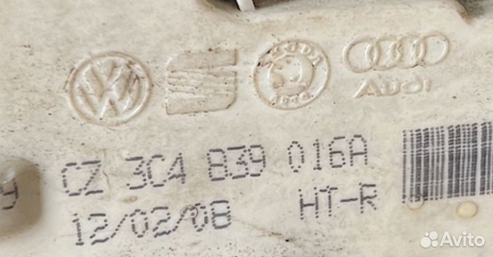 Замок двери Volkswagen Passat